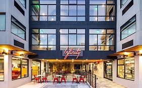 Infinity Hotel San Francisco, Tapestry Collection By Hilton